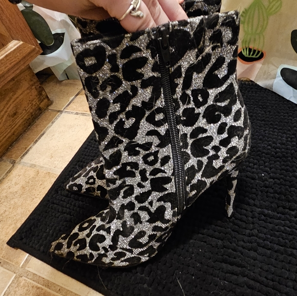 Siver Glitter and Cheetah Boots - Picture 3 of 7